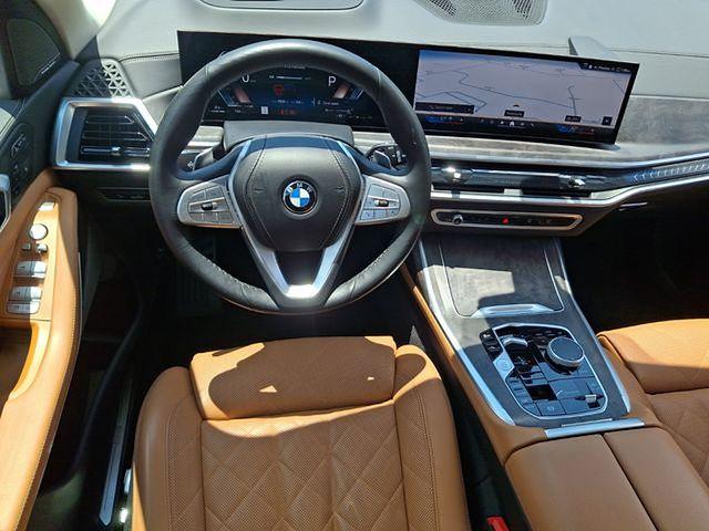 صورة مصغرة 11 لـ 2024 BMW X7 XDRIVE40I