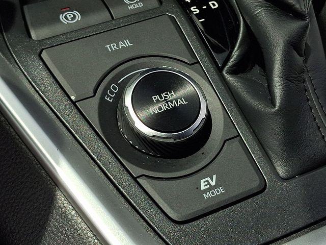صورة مصغرة 26 لـ 2025 Toyota RAV4 HYBRID XLE