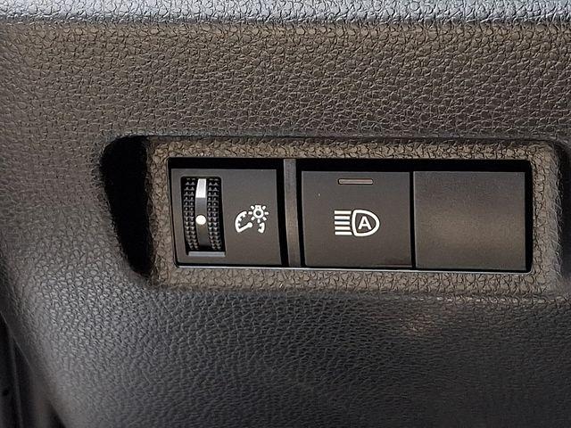 صورة مصغرة 24 لـ 2025 Toyota RAV4 HYBRID XLE