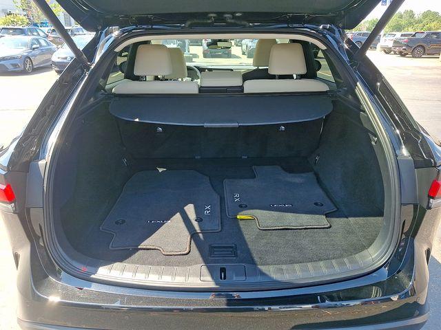 صورة 28 لـ 2024 Lexus RX 350 350