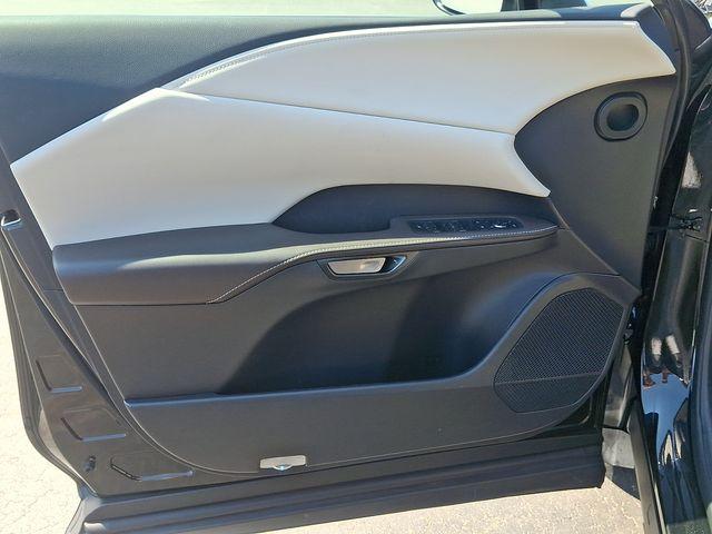 صورة 11 لـ 2024 Lexus RX 350 350