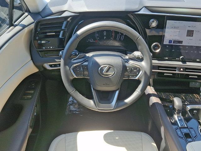 صورة 10 لـ 2024 Lexus RX 350 350