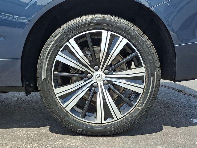 2023 VOLVO XC60 B6 ULTIMATE BRIGHT THEME photo 8