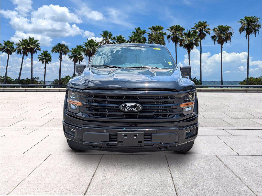صورة 2 لـ 2026 FORD F-150 XLT