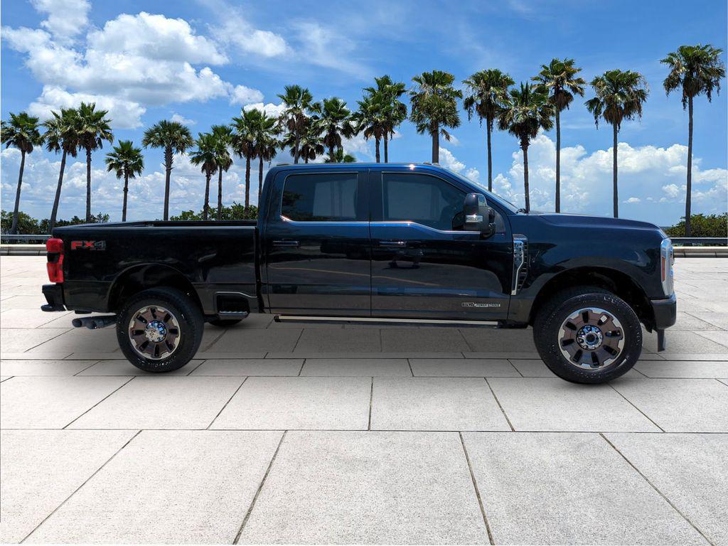 2024 FORD F-350 KING RANCH 照片 8