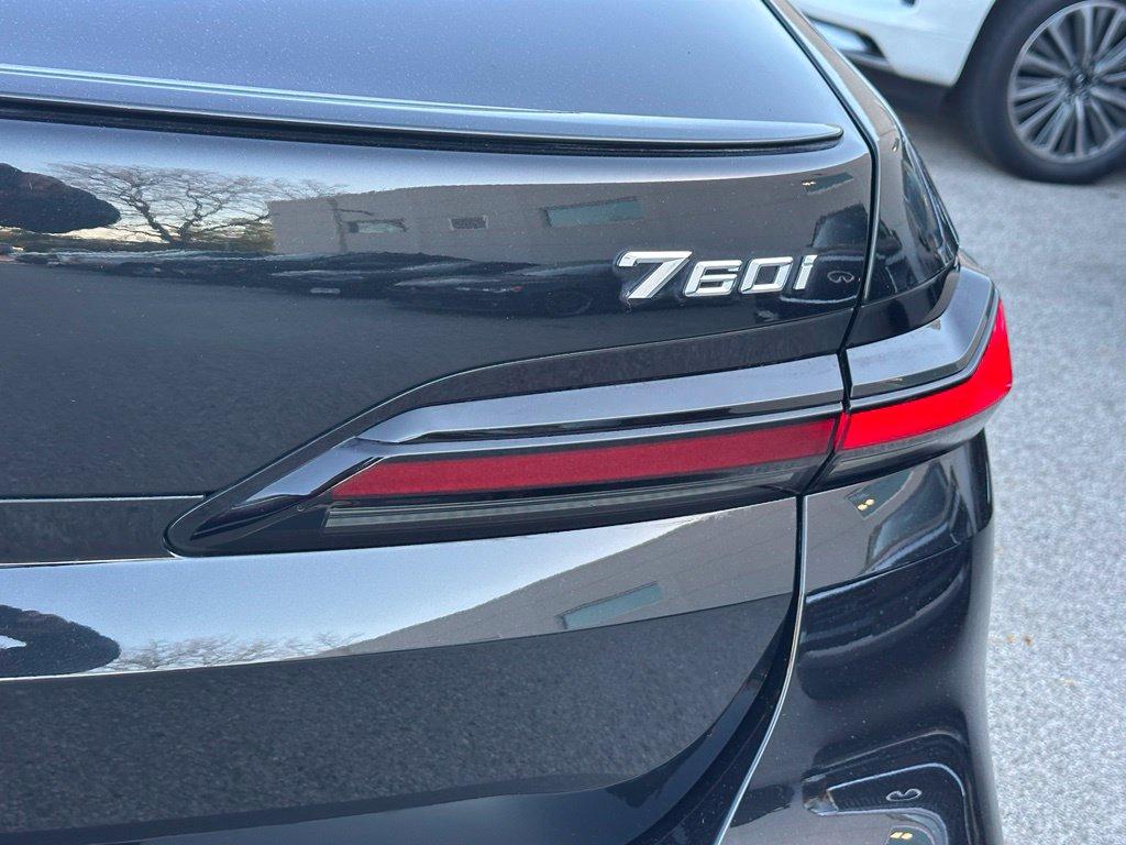 صورة مصغرة 16 لـ 2023 BMW 760 760I XDRIVE