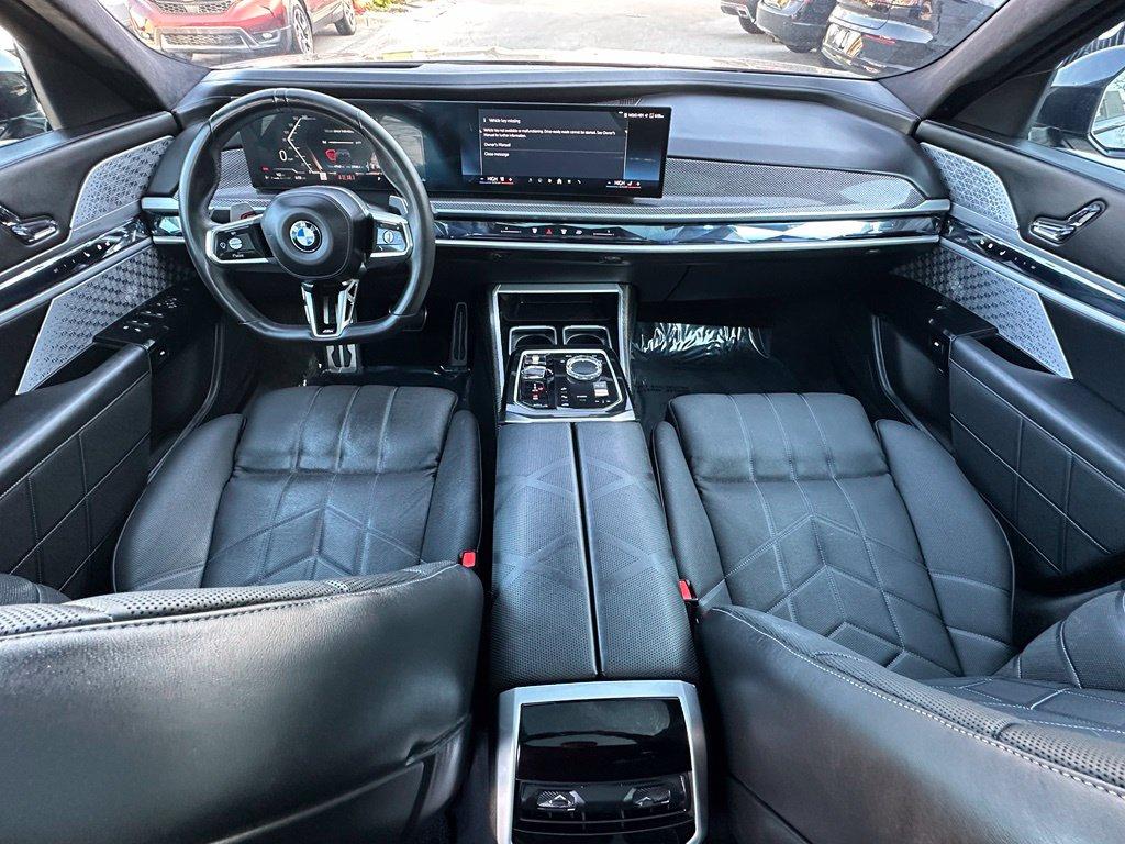 صورة مصغرة 31 لـ 2023 BMW 760 760I XDRIVE
