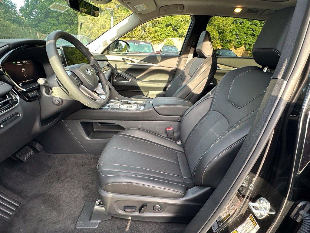 2027 Infiniti QX60 LUXE — миниатюра 16