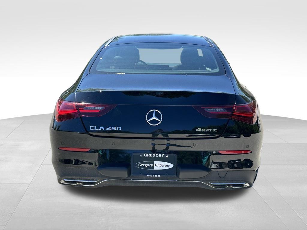صورة 8 لـ 2025 Mercedes-BENZ CLA