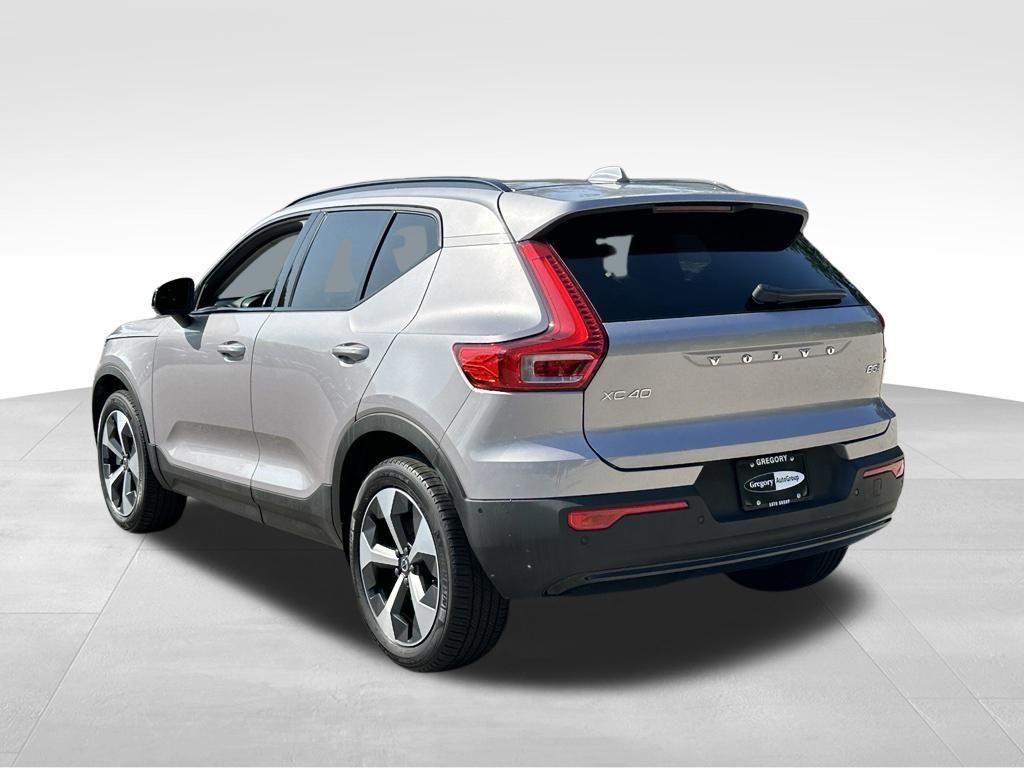 2026 Volvo XC40 B5 PLUS 照片 9