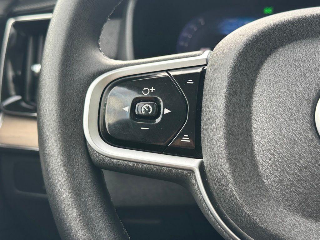 2025 Volvo XC90 B6 PLUS 7-SEATER 缩略图 24