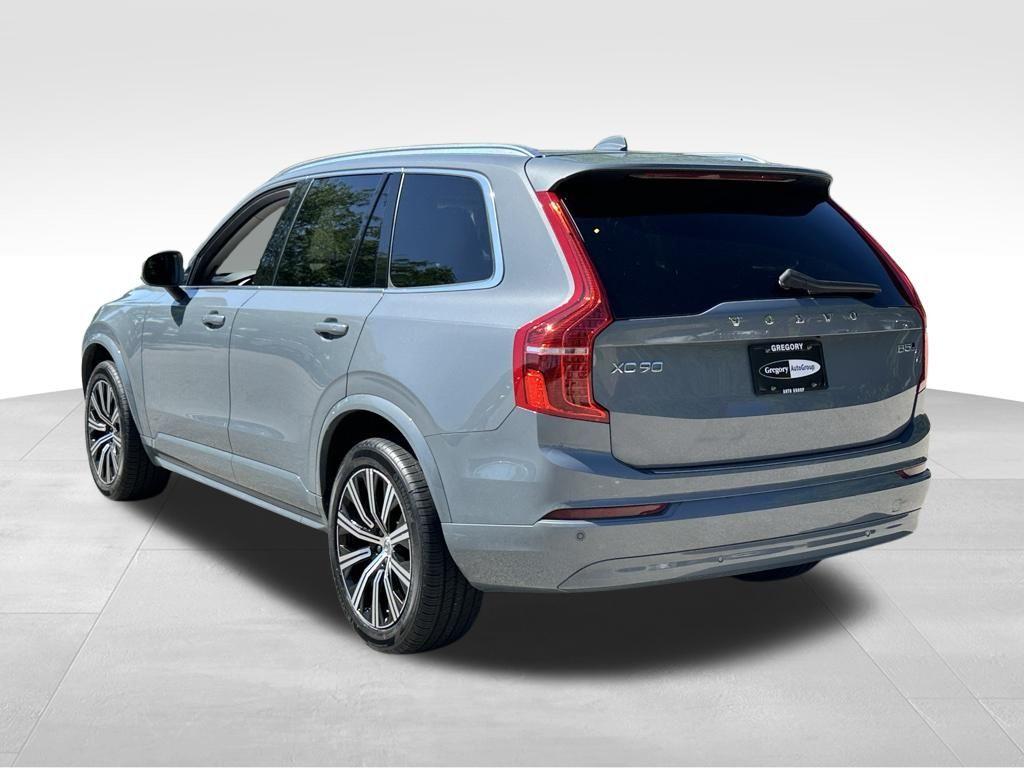 2023 Volvo XC90 B5 CORE — фото 8