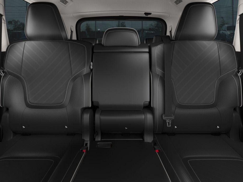 2027 Infiniti QX80 LUXE — миниатюра 13