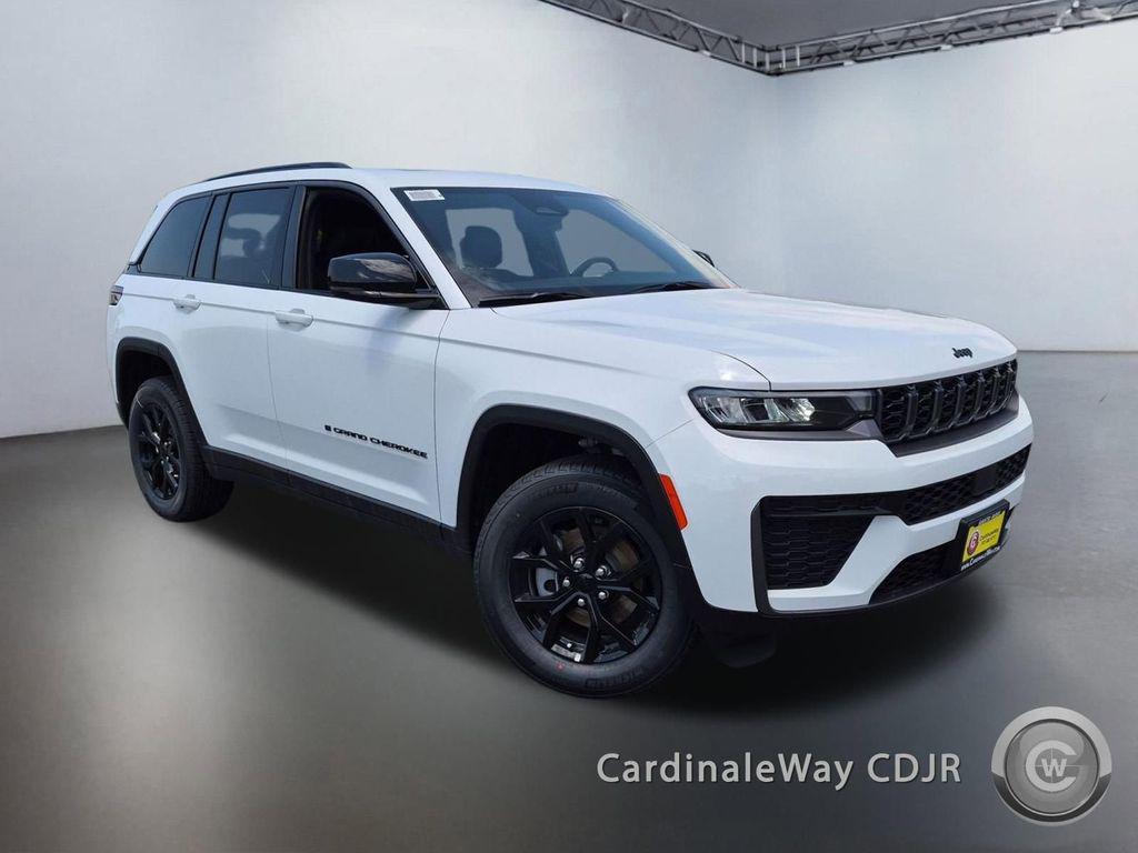 New 2026 Jeep Grand Cherokee Altitude
