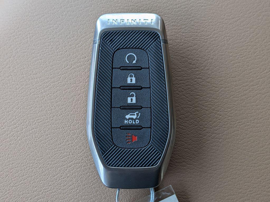 2027 Infiniti QX80 LUXE 缩略图 32