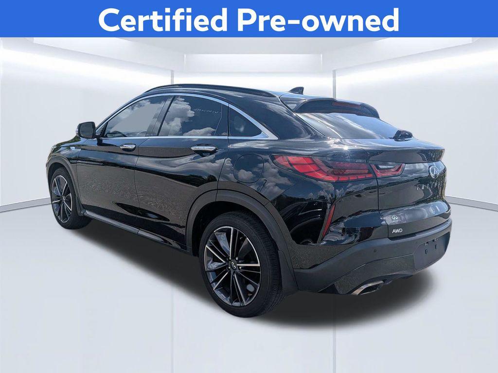 صورة 8 لـ 2022 Infiniti QX55 LUXE