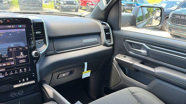 2026 RAM 1500 WARLOCK CREW CAB 4X4 5'7' BOX — миниатюра 23