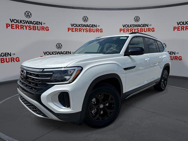 New 2026 Volkswagen Atlas Peak Edition