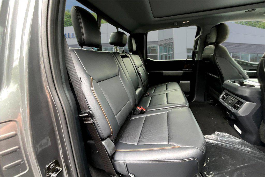 صورة مصغرة 10 لـ 2026 FORD F-250 LARIAT