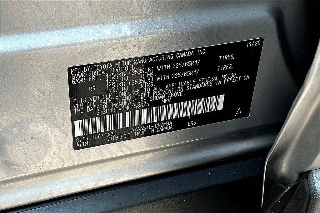 2021 Toyota RAV4 XLE thumbnail 22