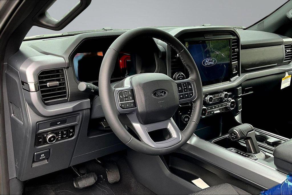 2026 FORD F-150 XLT — фото 7