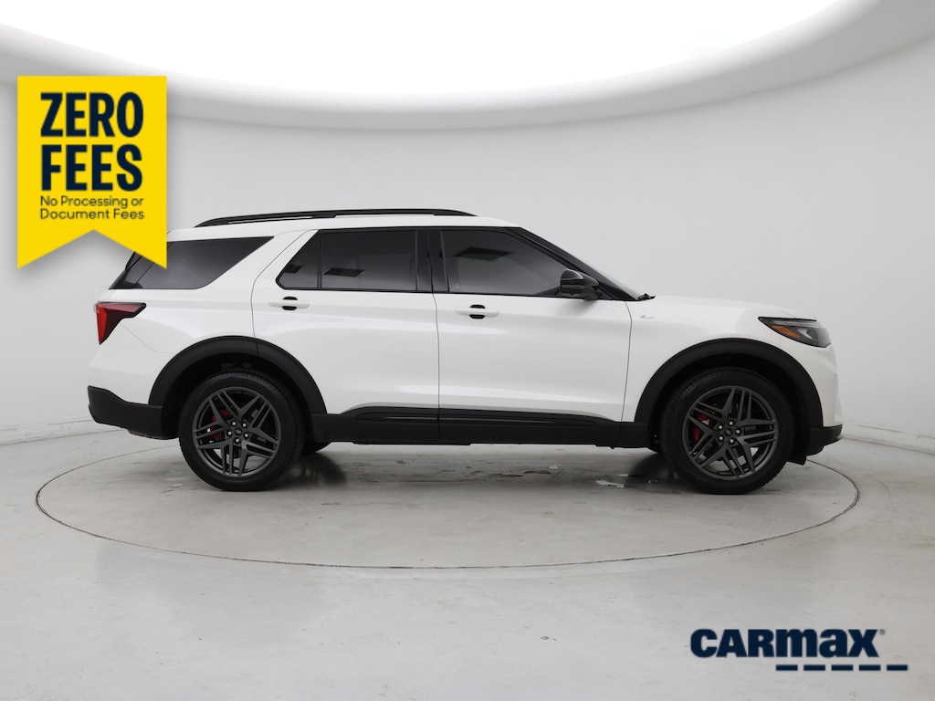 2025 FORD EXPLORER ST-LINE photo 9