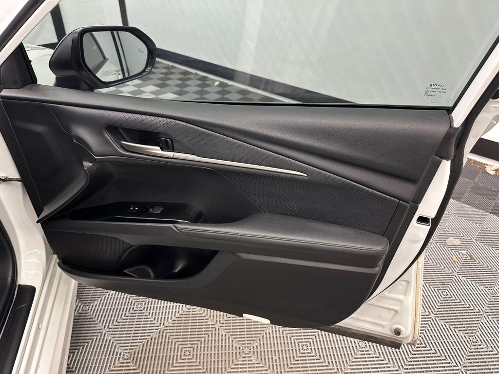 2025 Toyota CAMRY XSE 缩略图 15
