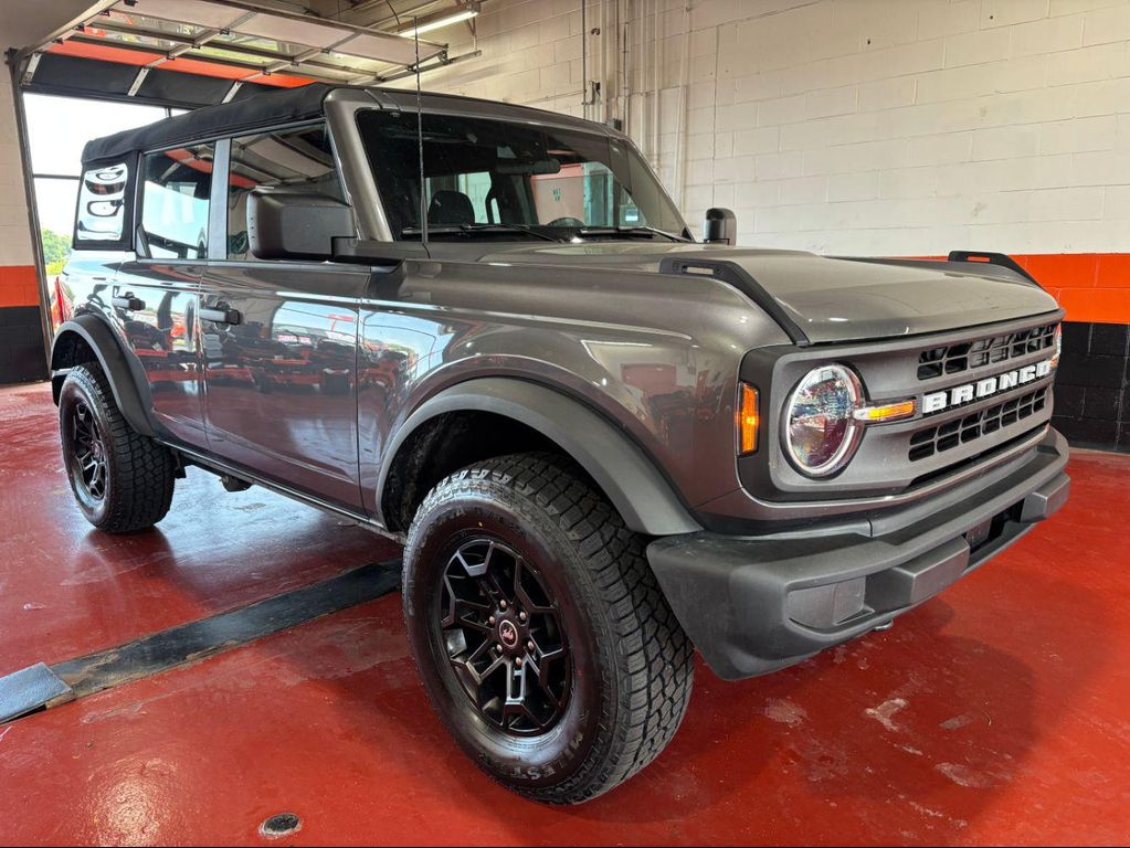 2025 FORD BRONCO BASE 照片 4