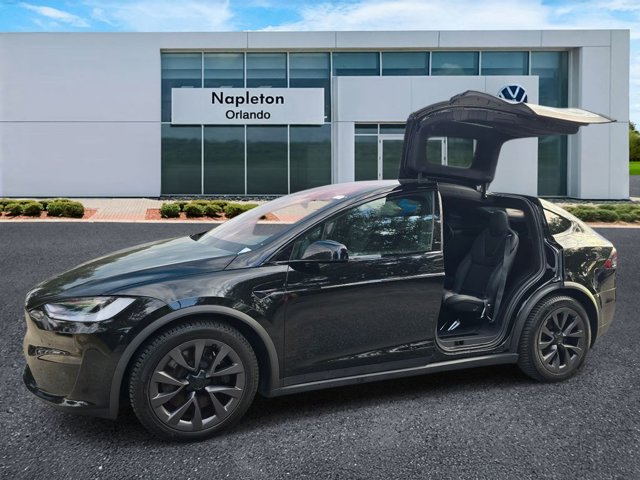 TESLA MODEL X PLAID - 9