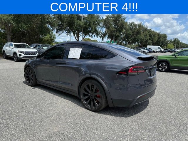 TESLA MODEL X PLAID - 10