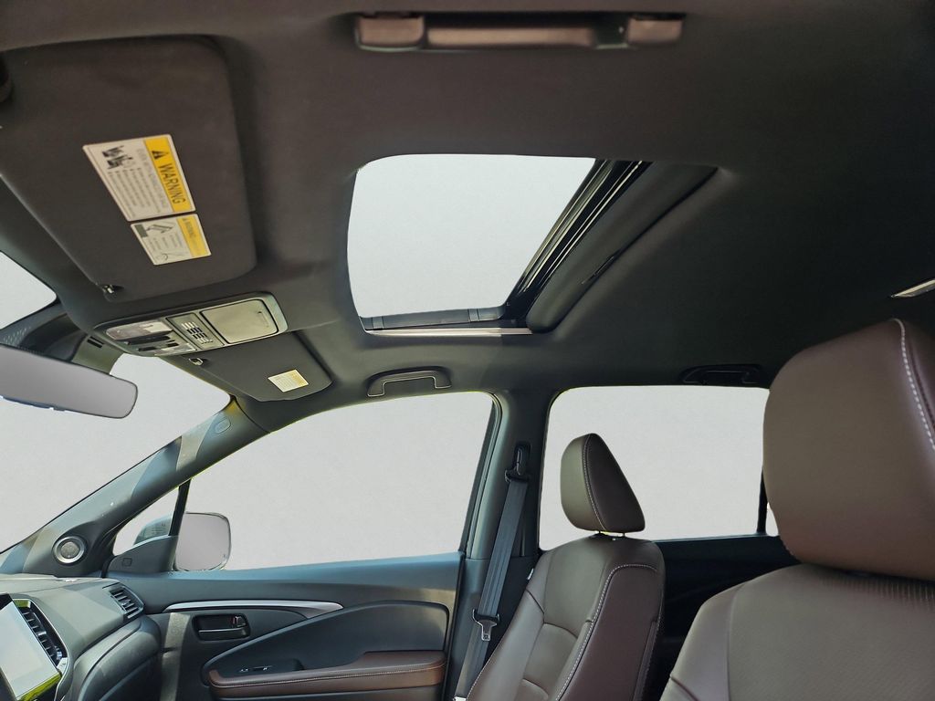 صورة 8 لـ 2024 Honda PASSPORT AWD EX-L