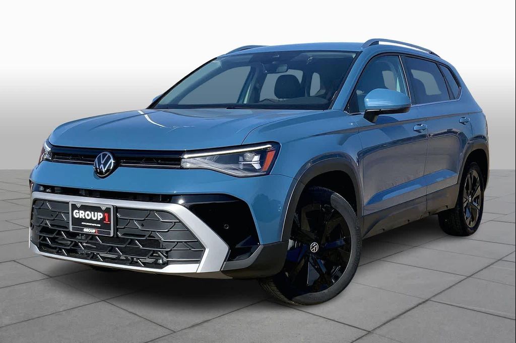 New 2026 Volkswagen Taos 1.5T SE