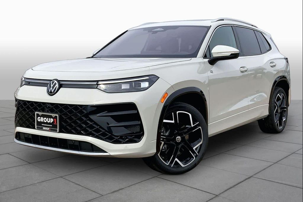 New 2026 Volkswagen Tiguan 2.0T SEL R-Line 4MOTION