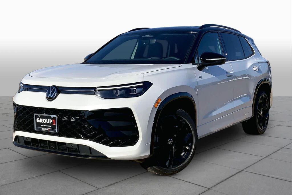 New 2026 Volkswagen Tiguan 2.0T SE R-Line Black 4MOTION