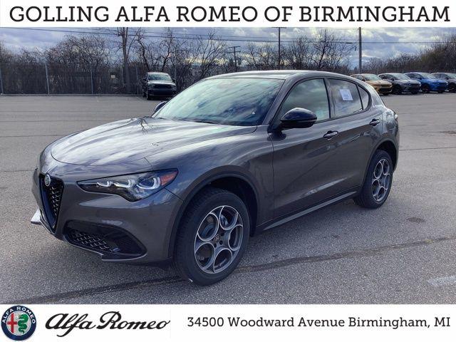 New 2025 Alfa Romeo Stelvio Sprint AWD
