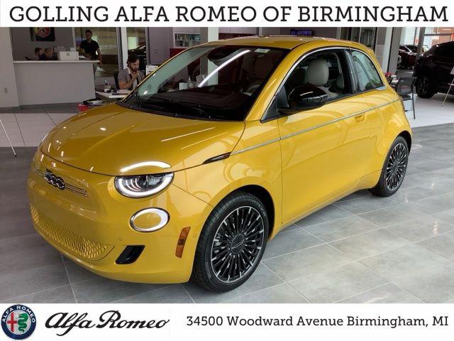 New 2026 FIAT 500e Battery Electric