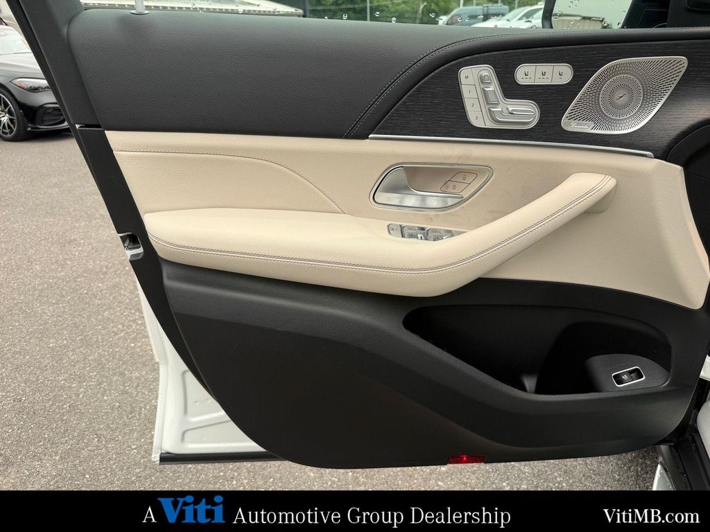 صورة مصغرة 11 لـ 2026 Mercedes-BENZ GLE