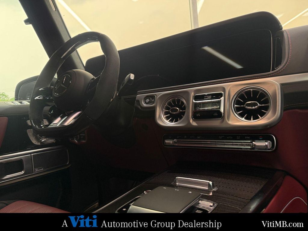 2025 Mercedes-BENZ AMG G 63 G 63 AMG — миниатюра 25