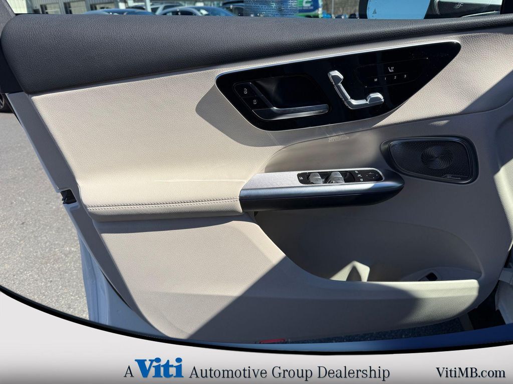 صورة مصغرة 11 لـ 2026 Mercedes-BENZ GLC