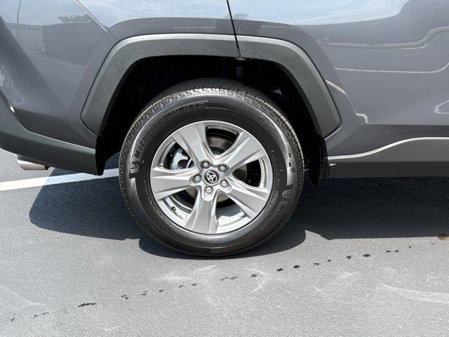 صورة 5 لـ 2025 Toyota RAV4 XLE