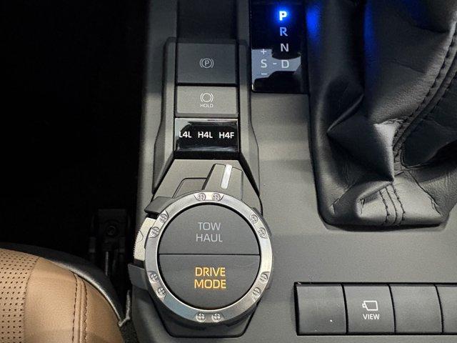 صورة مصغرة 20 لـ 2026 Toyota 4RUNNER LIMITED