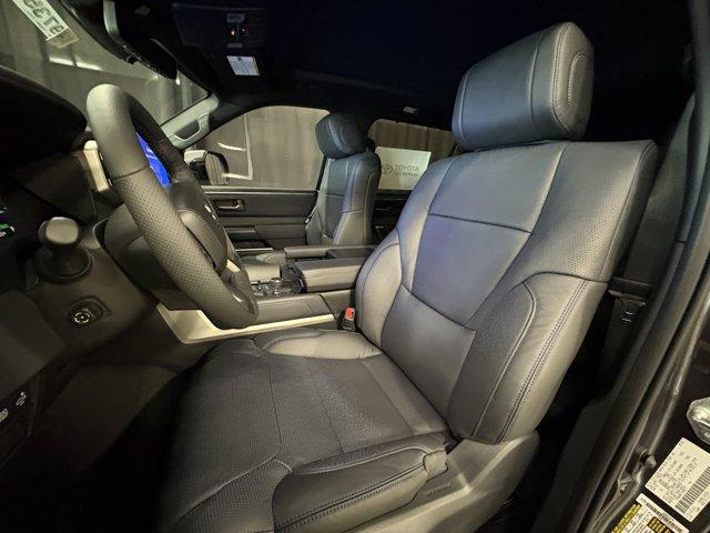 2026 Toyota SEQUOIA PLATINUM — фото 8