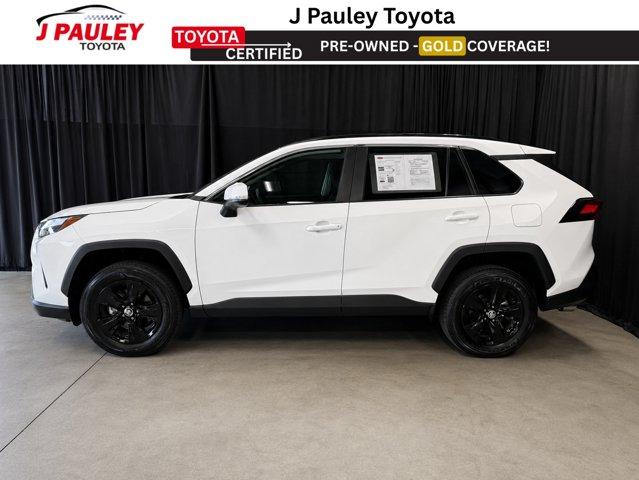 2025 Toyota RAV4 XLE 照片 2