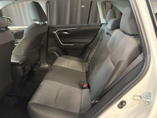 2025 Toyota RAV4 XLE 照片 10