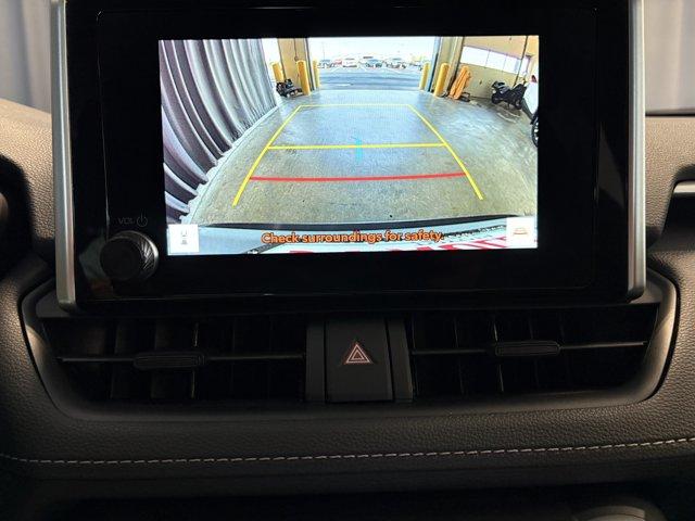2025 Toyota RAV4 XLE 缩略图 18