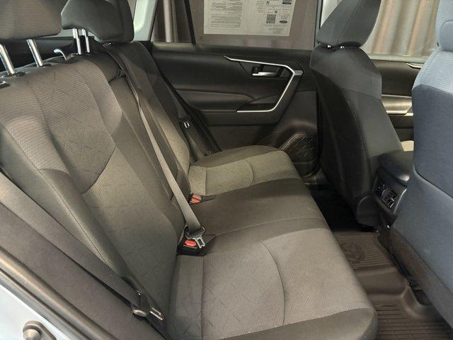 2025 Toyota RAV4 XLE 缩略图 35