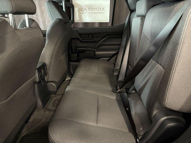2026 Toyota 4RUNNER SR5 — фото 10