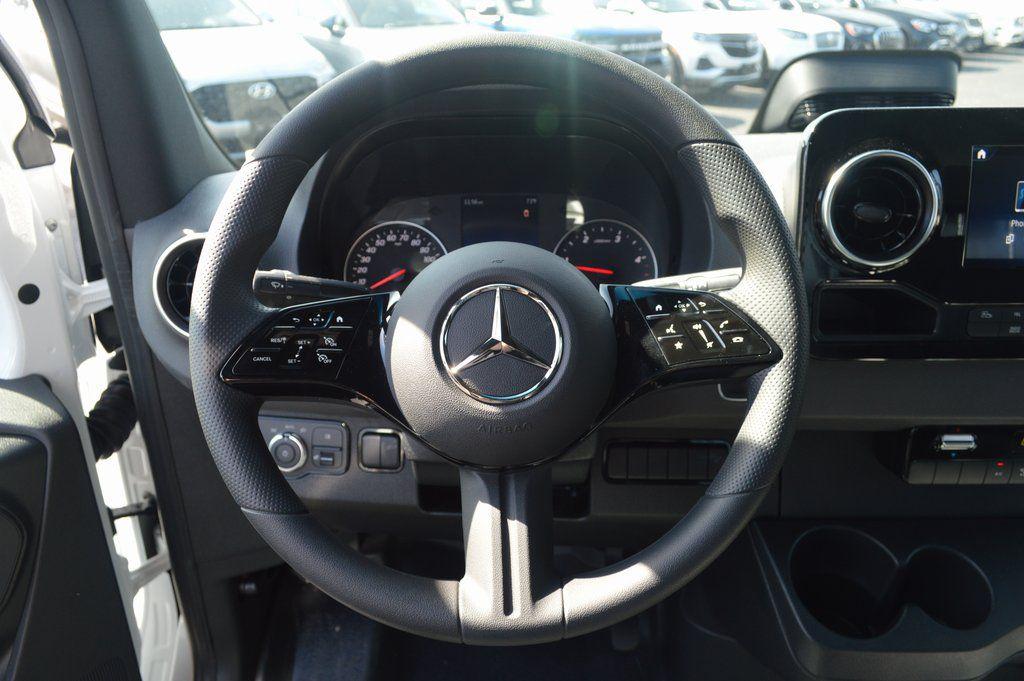 صورة مصغرة 32 لـ 2026 Mercedes-BENZ OTHERS