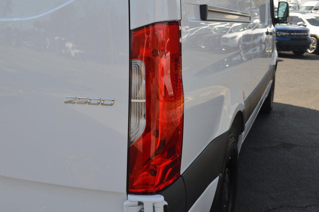 صورة مصغرة 24 لـ 2026 Mercedes-BENZ OTHERS