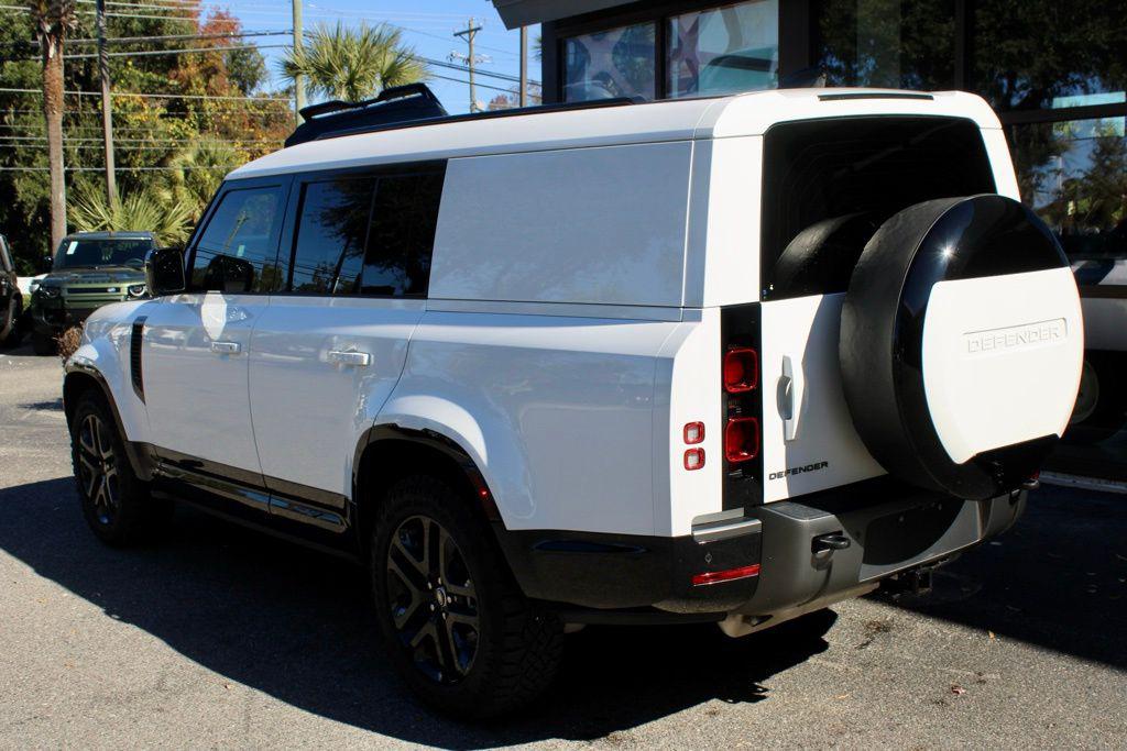 LAND ROVER DEFENDER 130 P400 OUTBOUND - 9